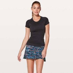 Lululemon Women's Play Off The Pleats Skirt/Skort Multi Color Shorts Under Size6